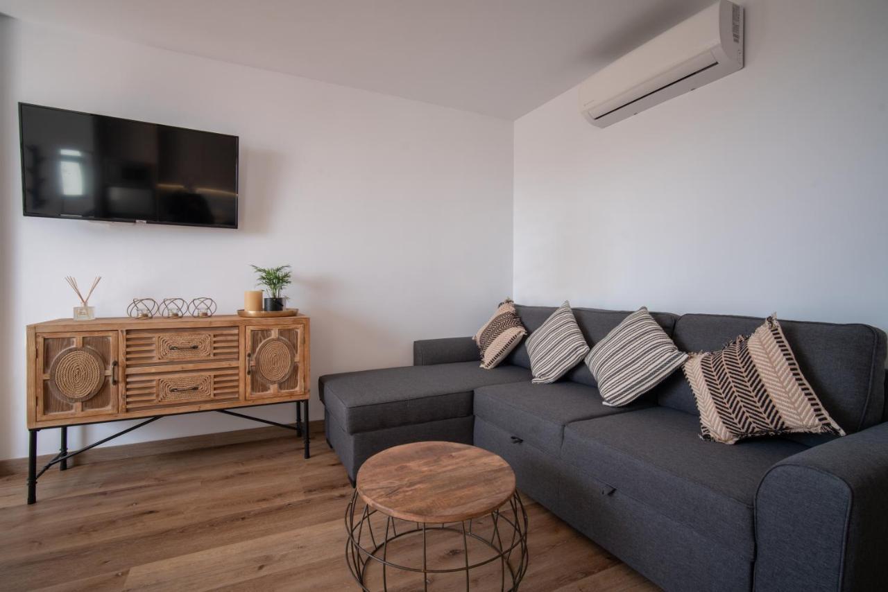 Freshly Renovated, Modern Penthouse Pueblo Evita! Benalmádena Εξωτερικό φωτογραφία
