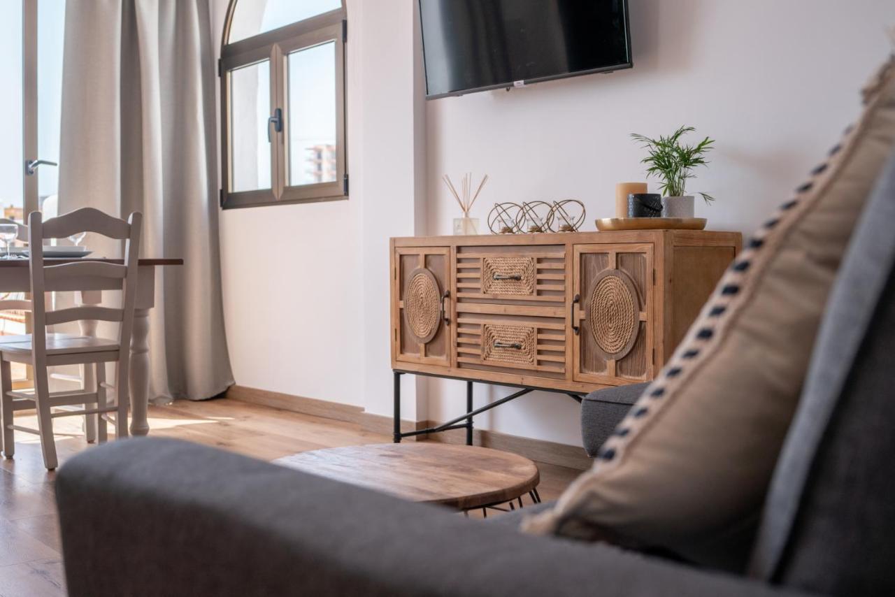 Freshly Renovated, Modern Penthouse Pueblo Evita! Benalmádena Εξωτερικό φωτογραφία